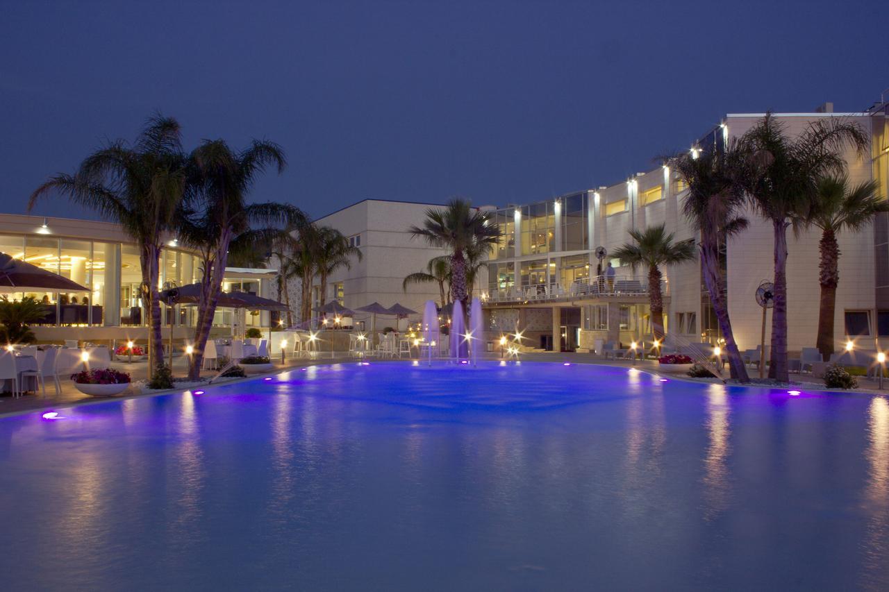 Dubaivillage Camposano Exterior photo