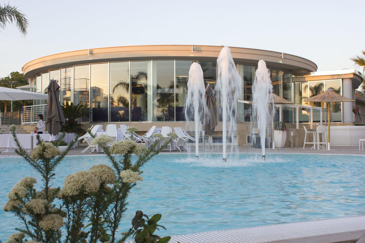 Dubaivillage Camposano Exterior photo